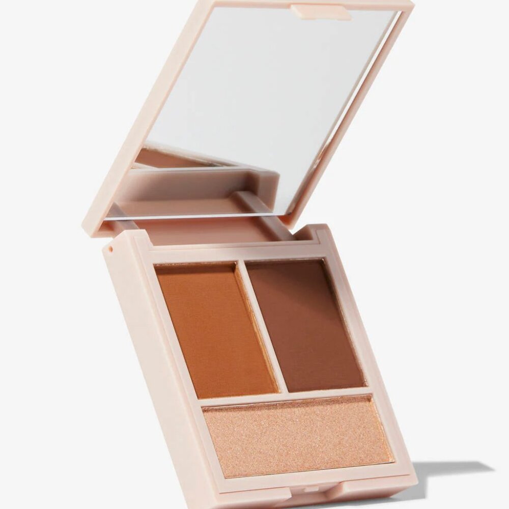 Contour Powder Compact – Light Shades | NWT